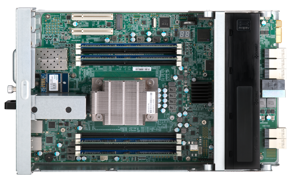 Funcionamento de um storage com controladora redundante .