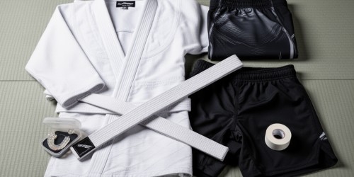 Quais equipamentos para Jiu-Jitsu são indispensáveis para quem está começando agora?