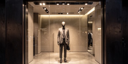 O que faz uma vitrine de shopping atrair mais clientes?