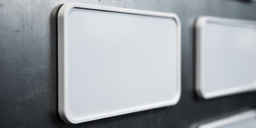 Placas de identificação em PVC para indústrias