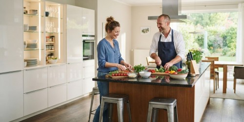 Como montar uma cozinha funcional usando módulos prontos