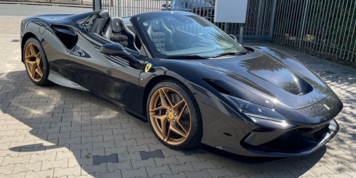 Ferrari F8 Spider Tailor Made