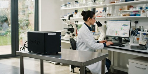 Servidor NAS para backup centralizado de dados de microbiologia