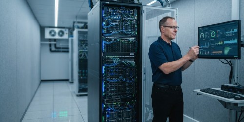 O que é um rack inteligente e como ele garante a alta disponibilidade de seus servidores
