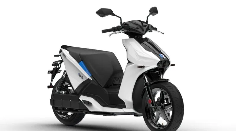 Conheça a RAY 7.7, a scooter elétrica espanhola premium de alto desempenho