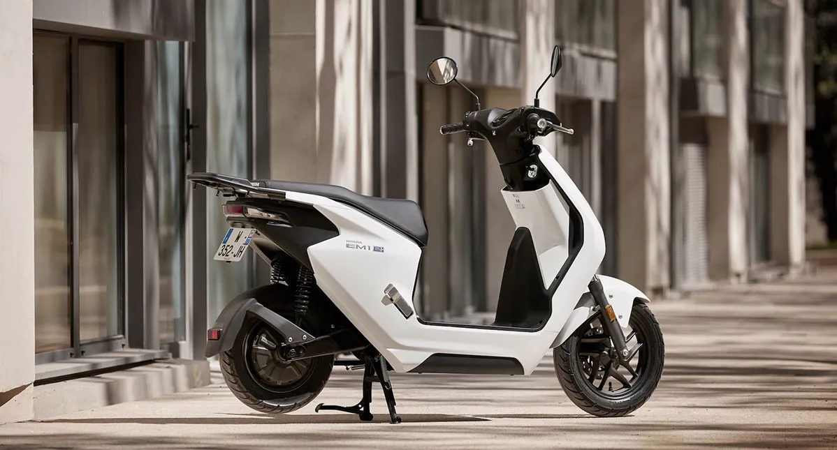 Vantagens da mobilidade elétrica com foco em scooter elétrico e e-bike