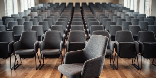 Preço de cadeiras para auditório: como comprar barato com segurança