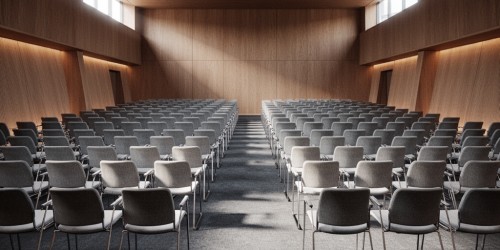 Como calcular a capacidade com cadeiras individuais em auditórios