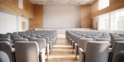 Quais cadeiras escolher para um auditório em uma escola